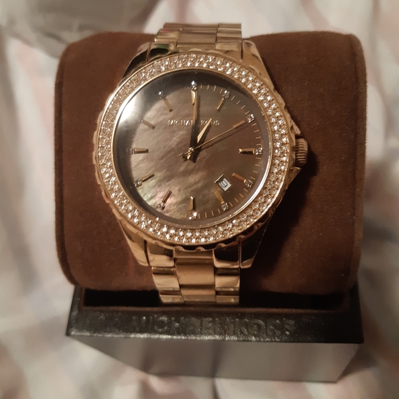 Michael kors watch - Picture 1 of 2